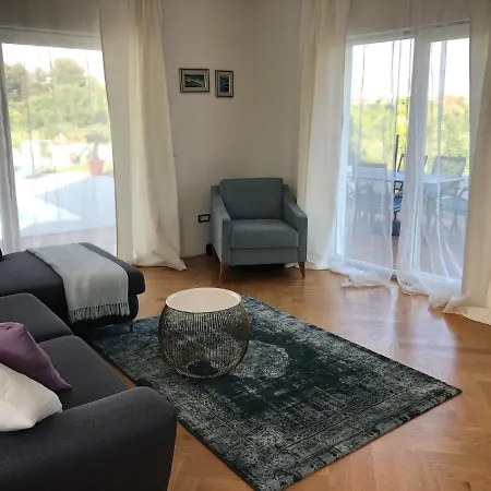 Sol Villa Zára